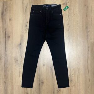 GAP Women’s High Rise Black Skinny Jeans